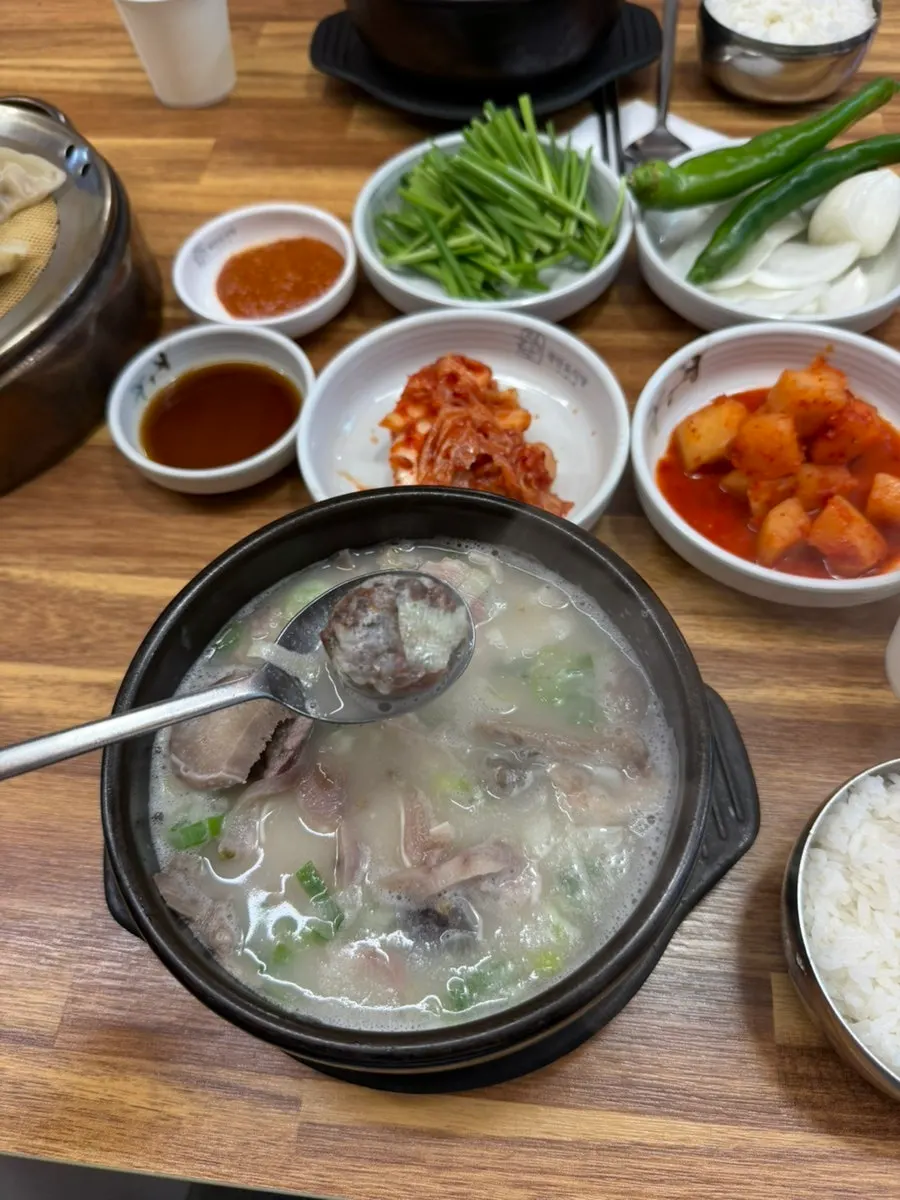찰순대와 머릿고기가 들어간 순대국 섞어서