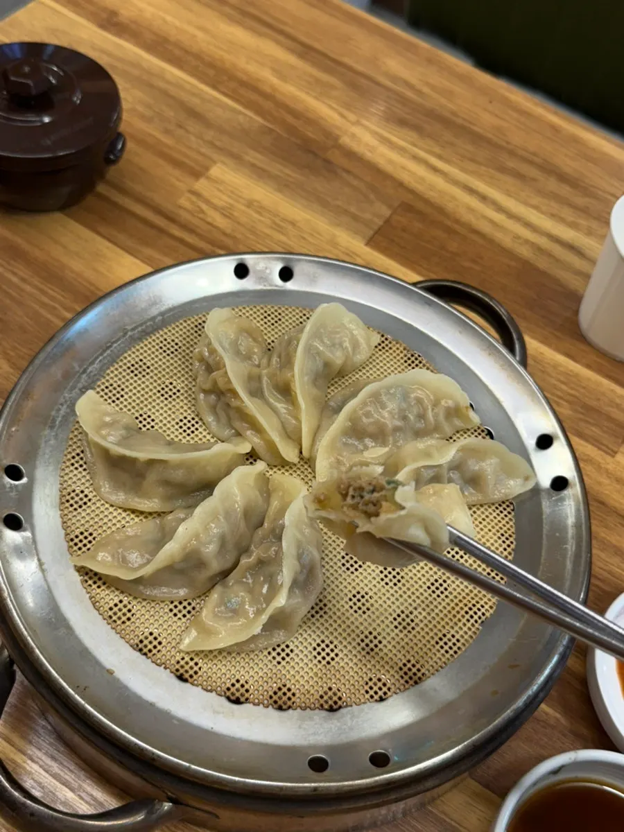 평안도식당 갈비만두 한 접시