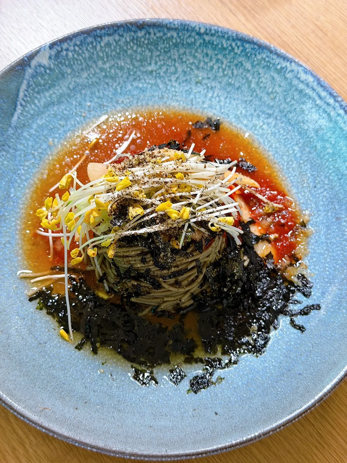 이대팔 100% 메밀 비빔국수 한 그릇