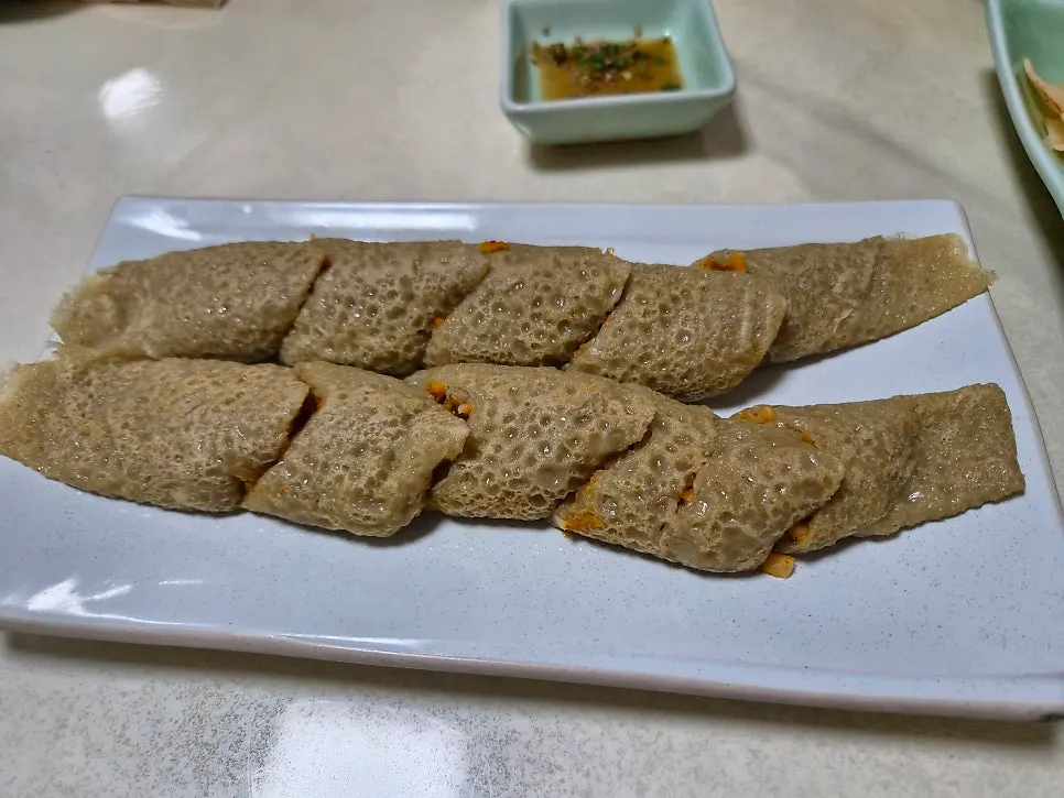 A plate of buckwheat pancake at Bongpyeong Memil Migayeon