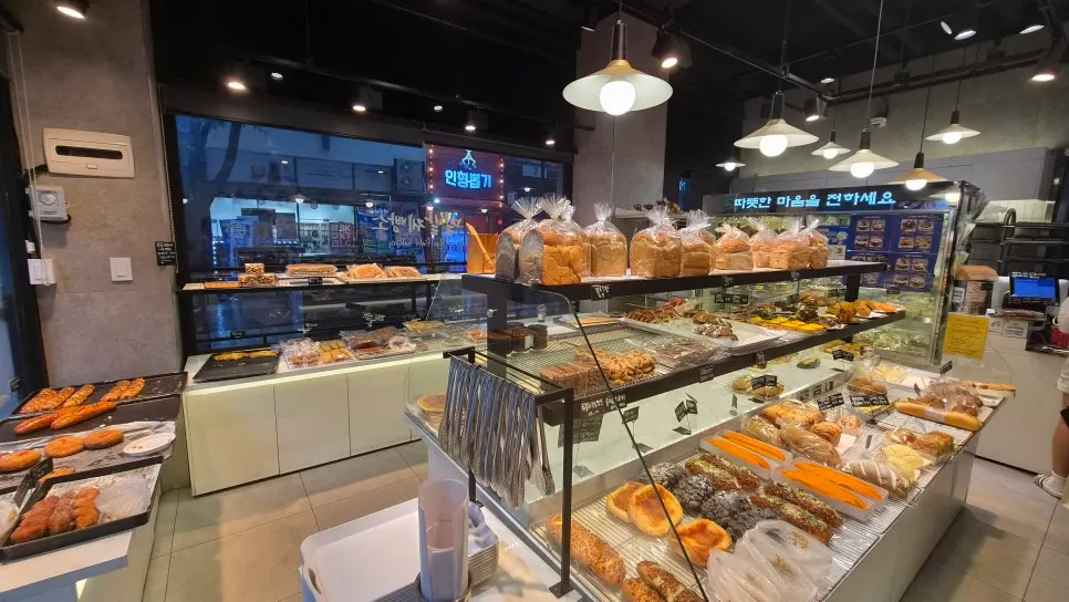 Parking information for Milbat Bakery Pyeongchon