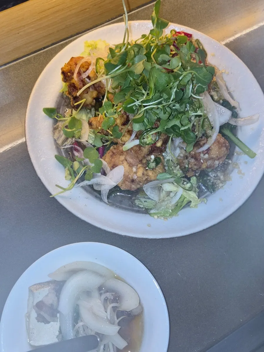 Baichan's yurinchi topped with lettuce and cheongyang chili