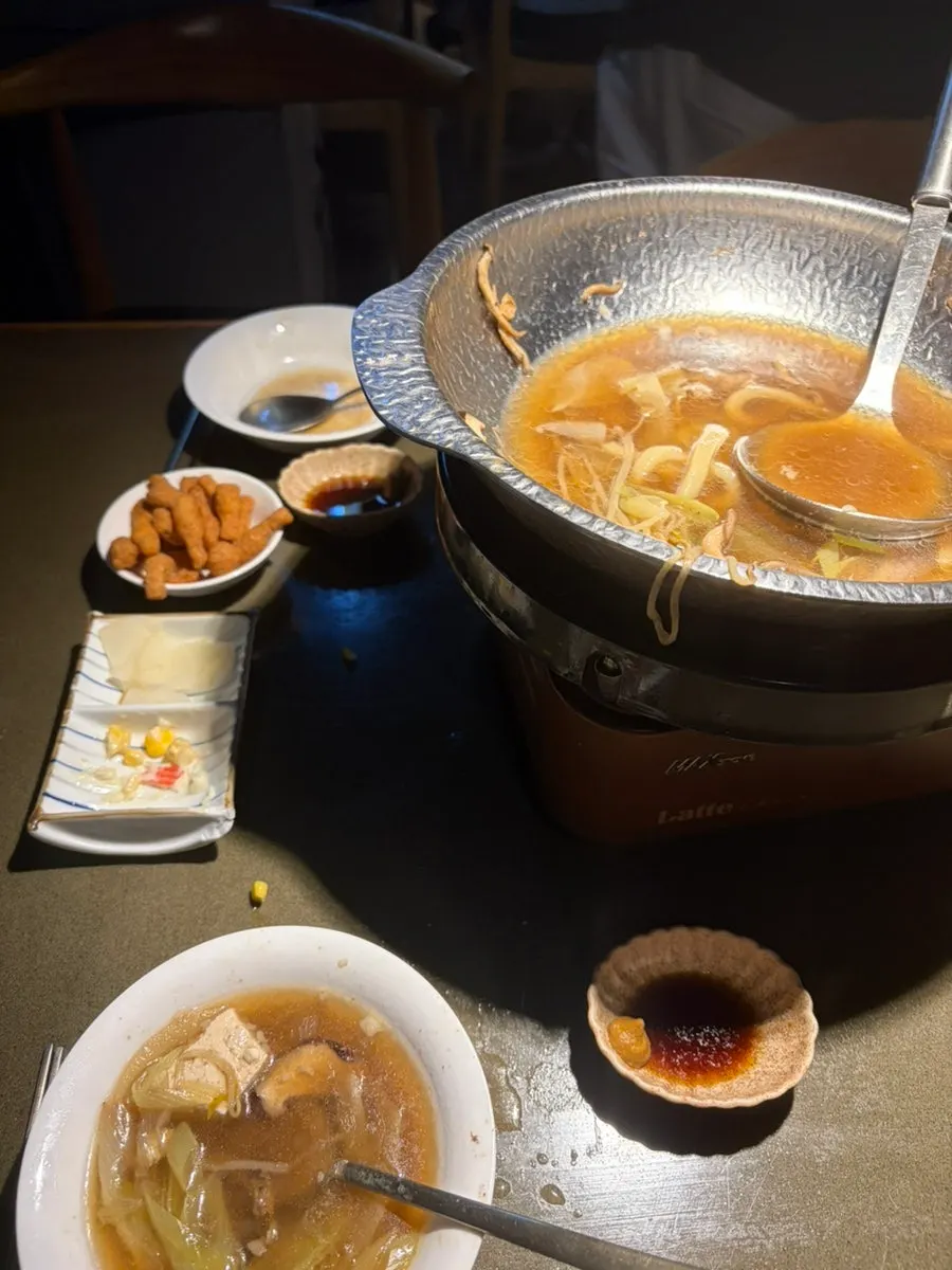 둘이 먹고 남은 스키야끼 냄비