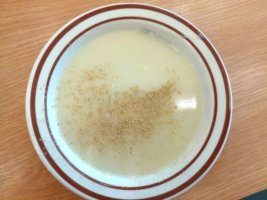 Donkatsu restaurant soup with a mushroom-like flavor