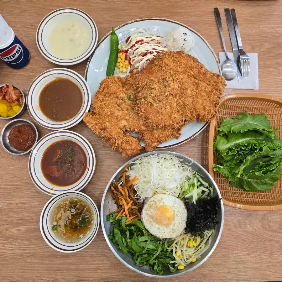 진심 왕 더블돈까스와 왕비빔밥 한 상