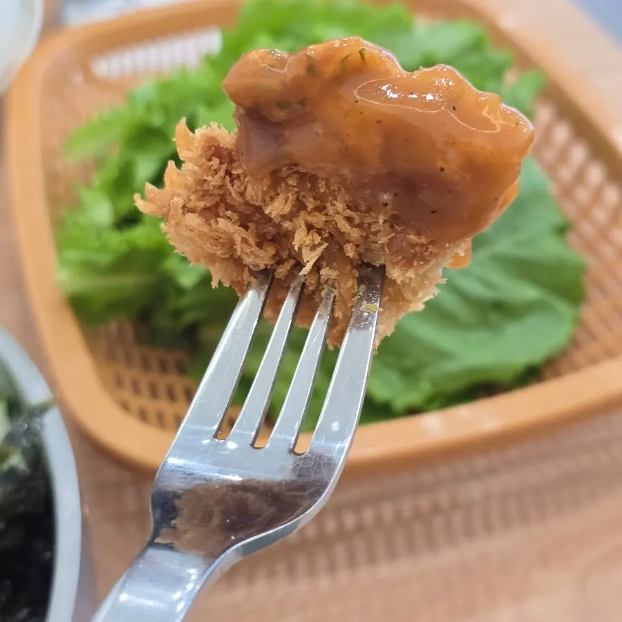 바삭한 돈까스 단면