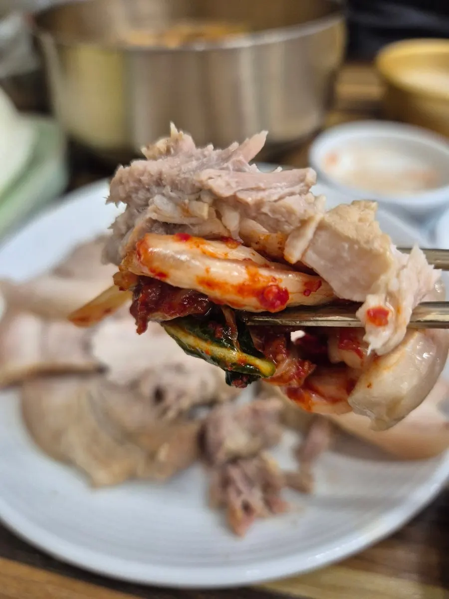 Pork wrapped in kimchi
