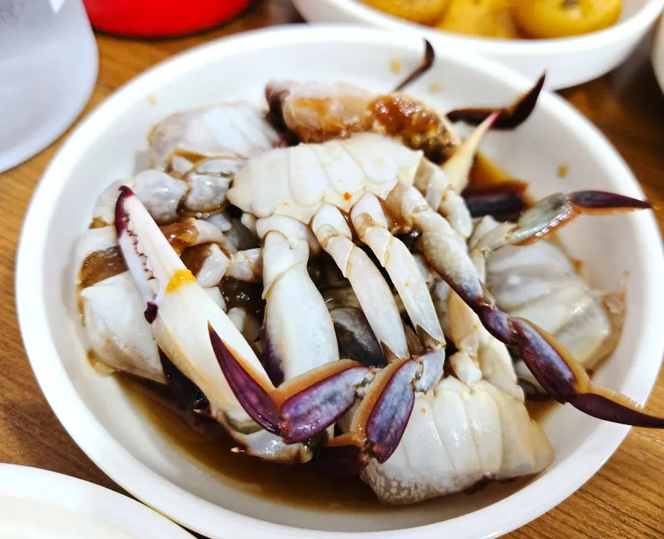 Small soy-marinated crab served as a side dish