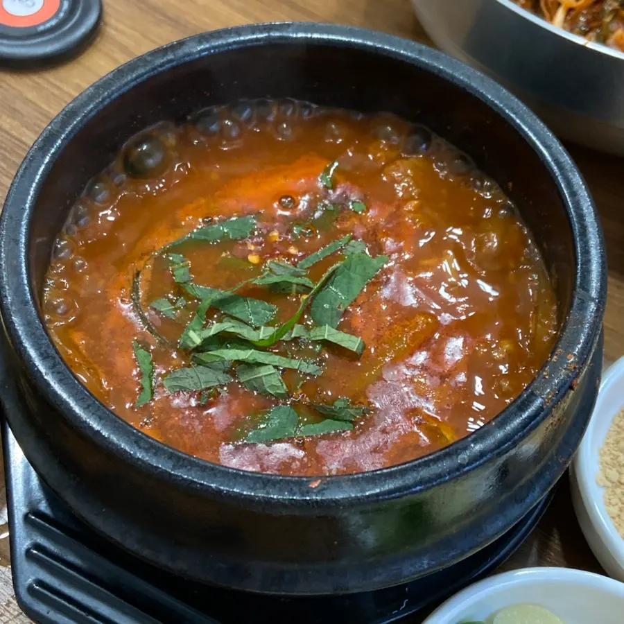 Bubbling flatfish spicy stew