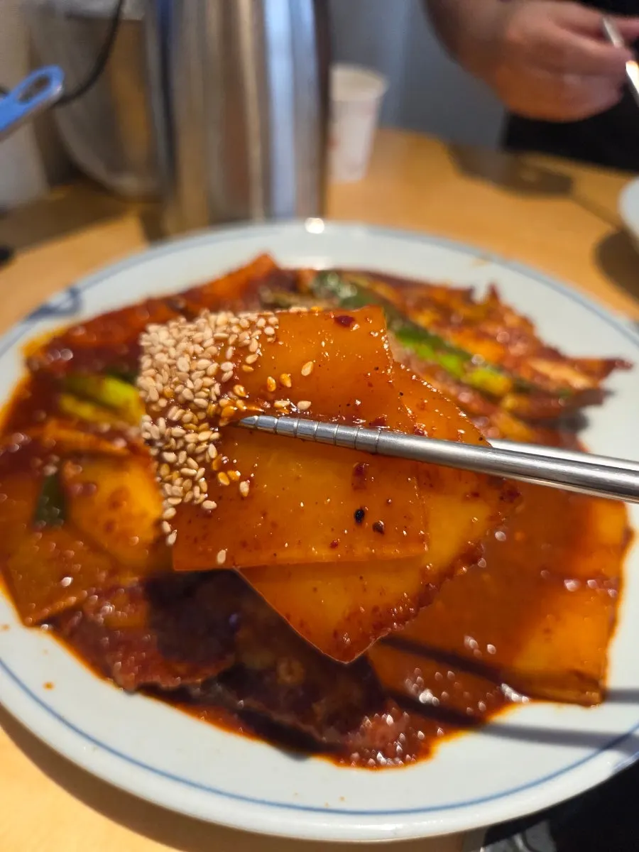 큼직한 대구뽈과 무, 감자가 들어간 조림