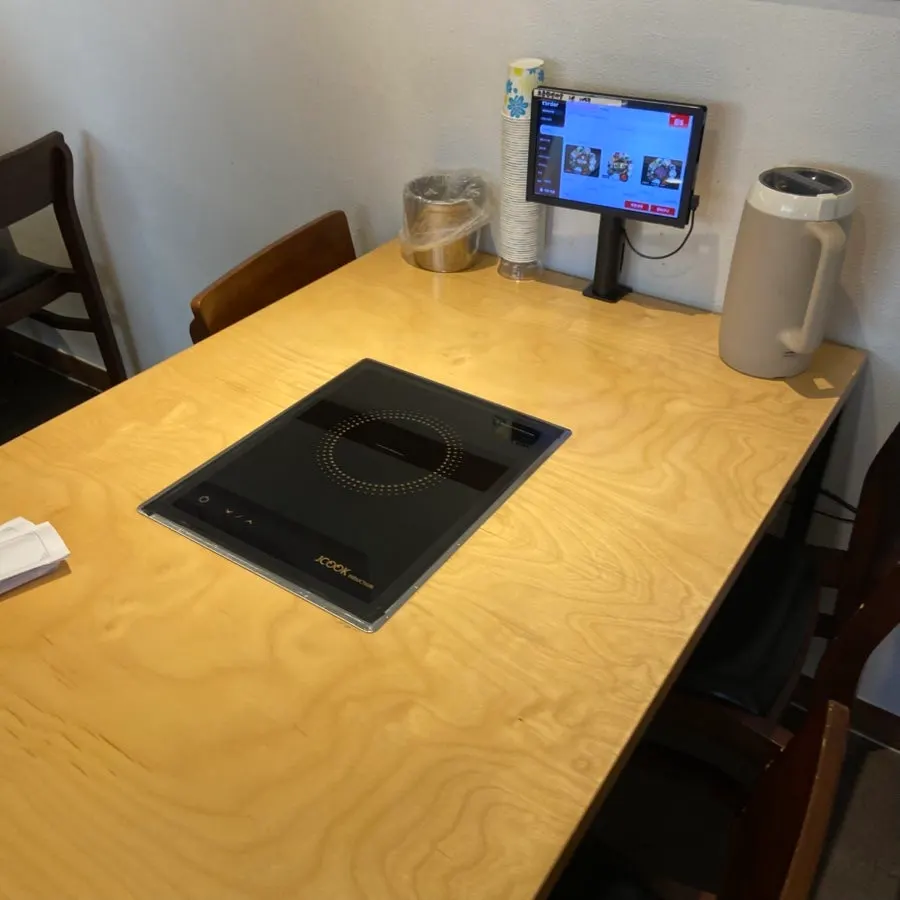 Neatly set Korean table before ordering