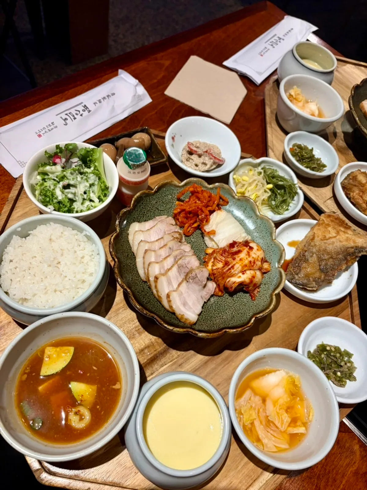 Sosumi bansang set served together with grilled tilefish