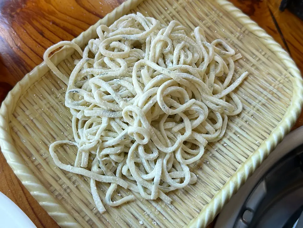 보리밥과 옥수수술빵