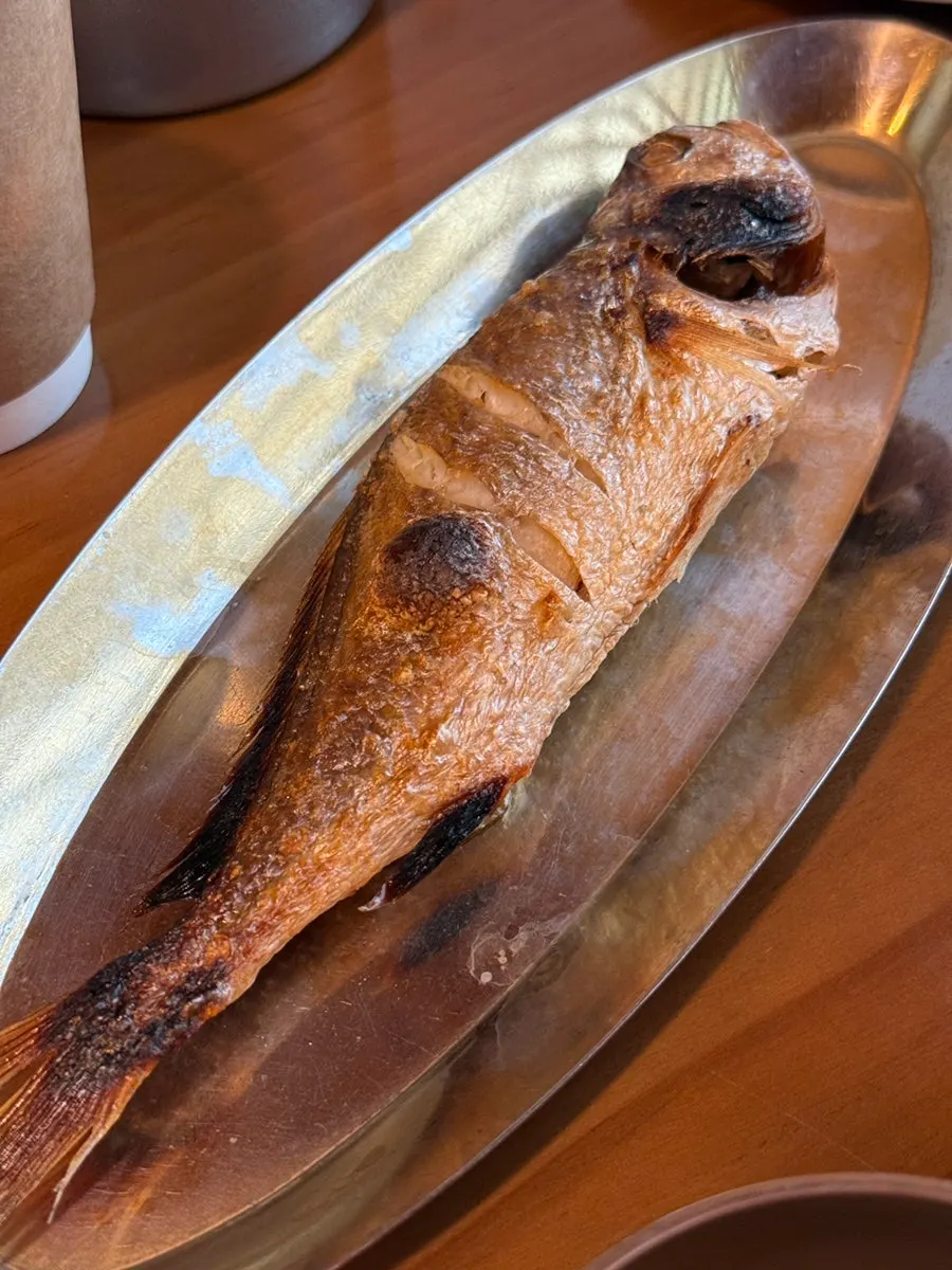 Crispy-skinned grilled croaker