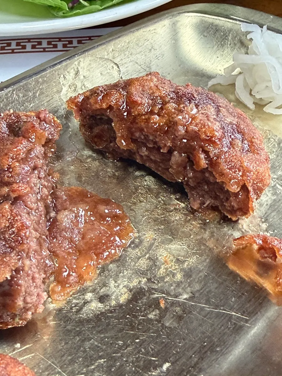 새우 잣 무침과 깻잎 초무침