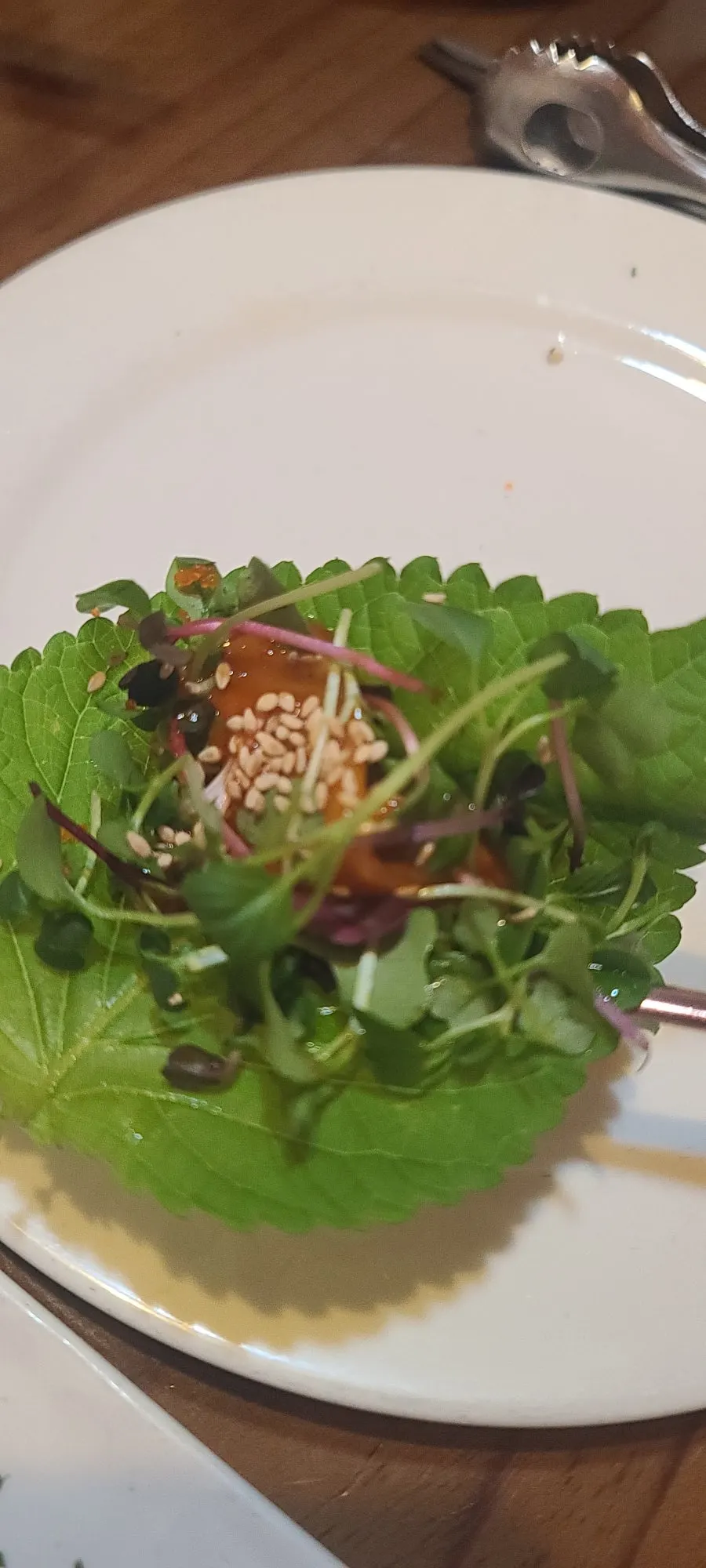 밑반찬이 차려진 한정식 상차림