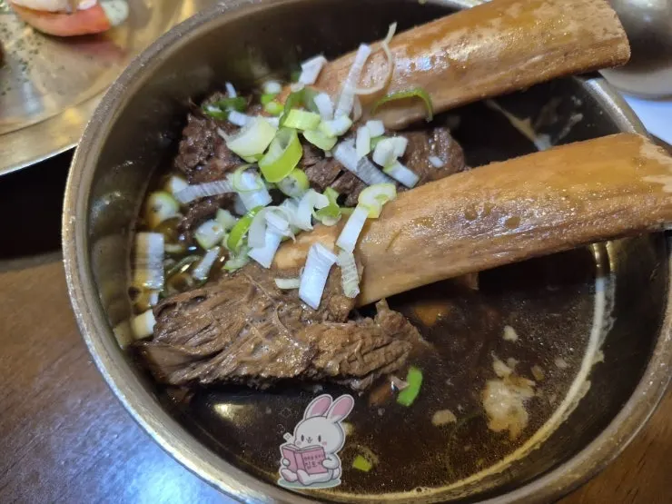 Suksudaega's children's braised rib set spread