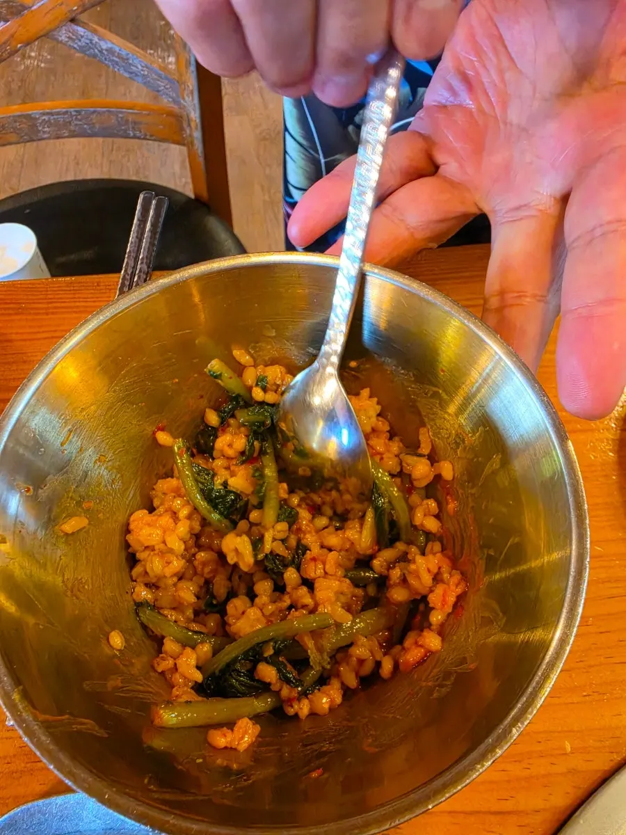 Bean-barley rice with side dishes
