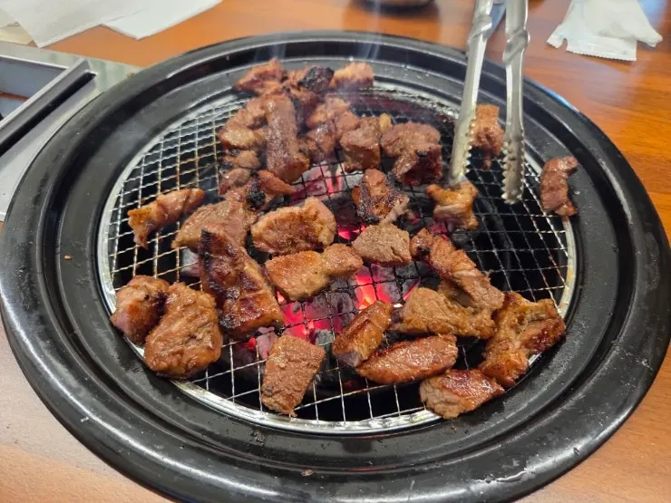 겉은 익고 속은 촉촉한 돼지양념구이