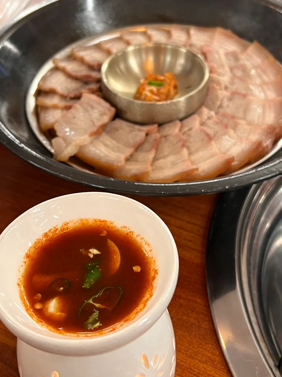 한돈 오겹살 수육 클로즈업