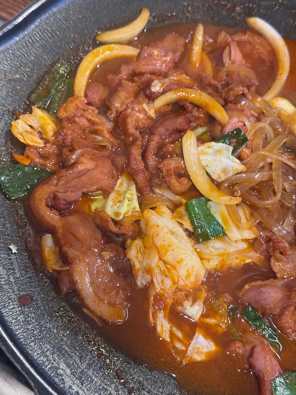 Sweet-spicy duck jumulleok