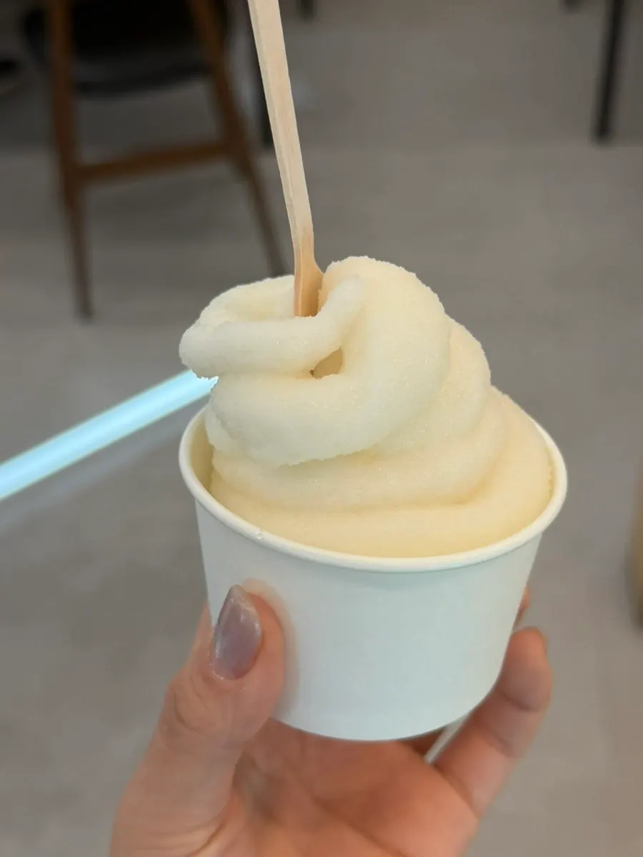 Pear slush for cleansing the palate after the meal
