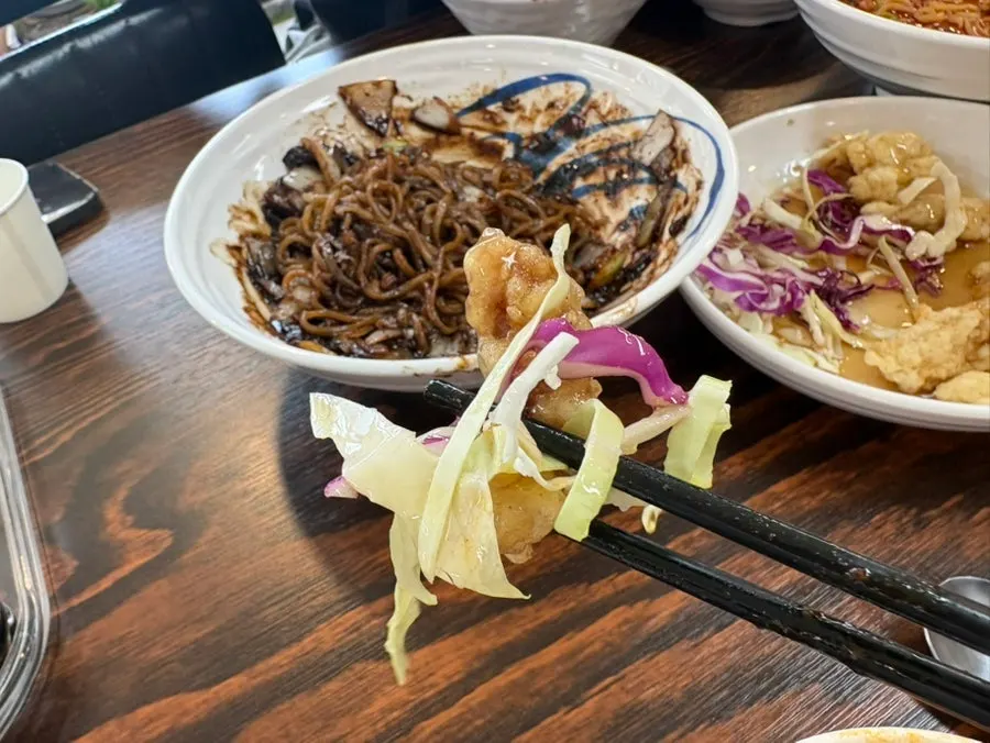 Crisp tangsuyuk with thick pieces of pork