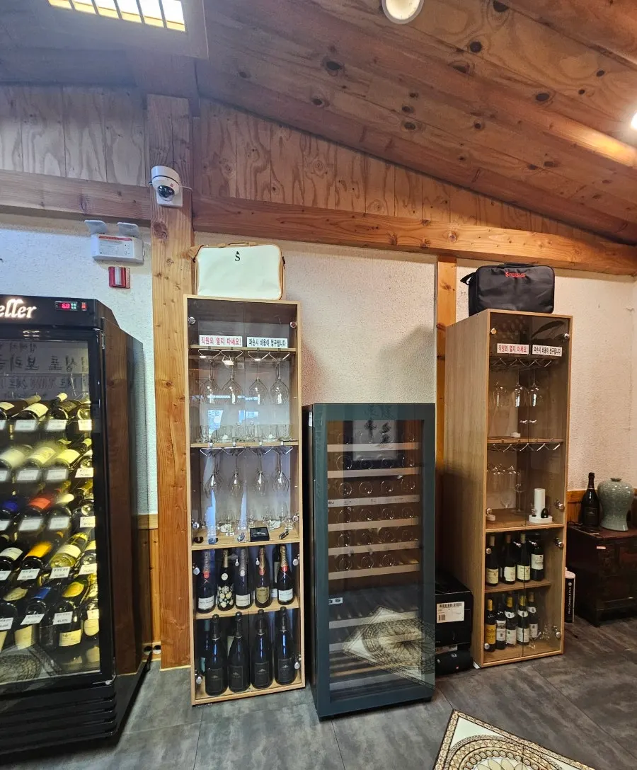 Wine refrigerator at Suksudaega
