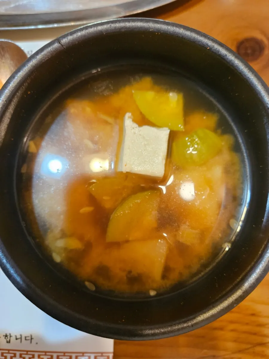 Korean set meal side dishes and dishes