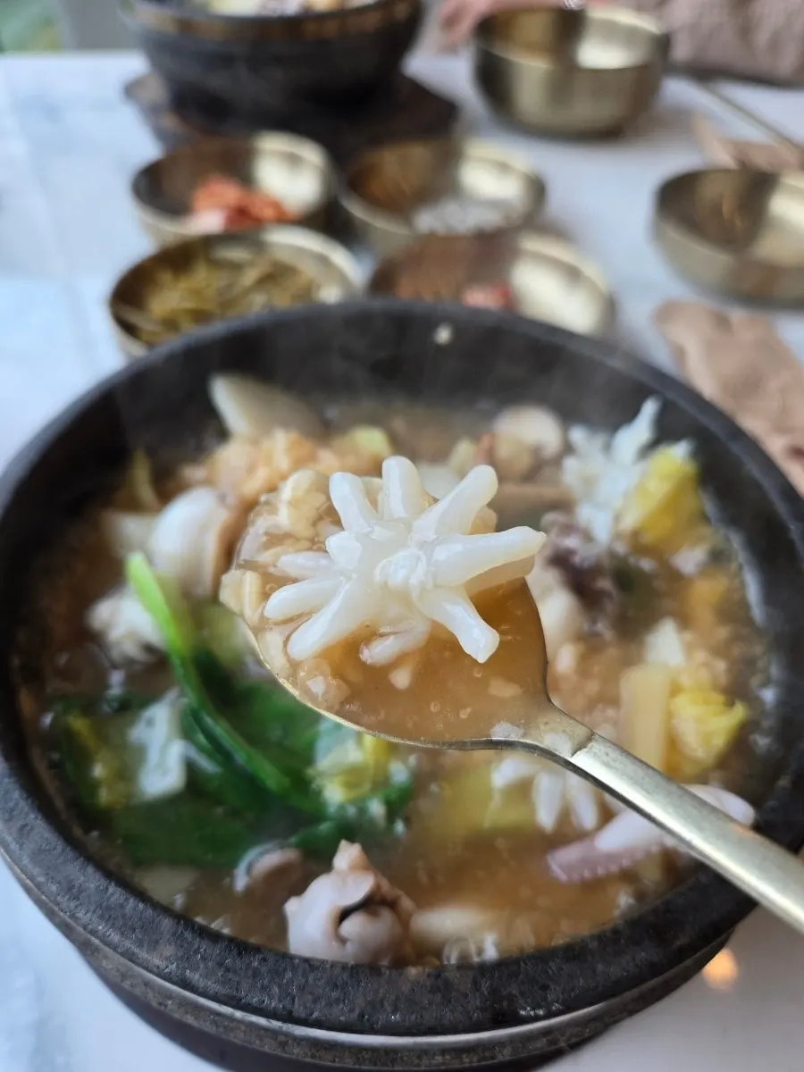 Plump shrimp pieces in the nurungji-tang