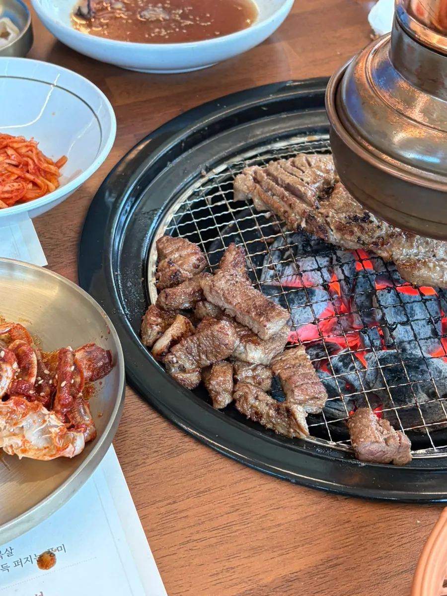 Fully cooked pork galbi on the grill