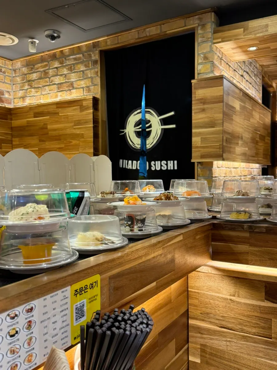Tidy interior of Mikado Sushi Pyeongtaek Station Branch
