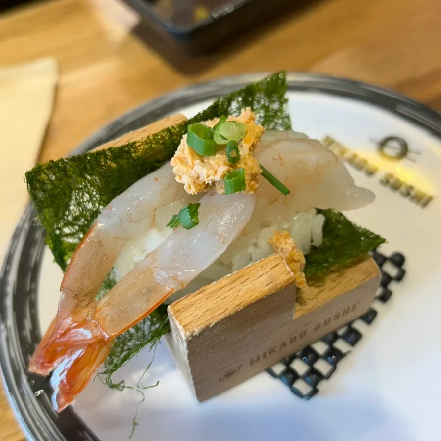 鮭魚、鰻魚、蝦壽司盤