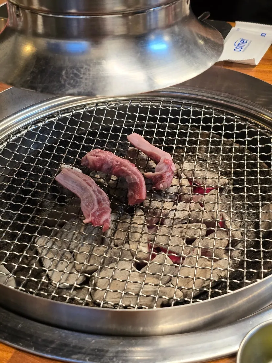 Order of Jugeoksal and beef rib meat