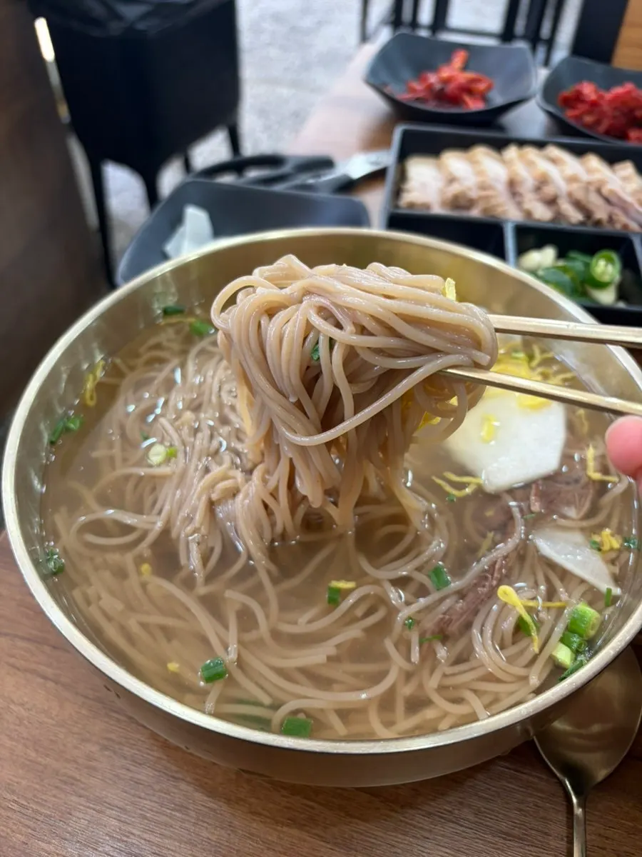 Photo of tasting bibim naengmyeon