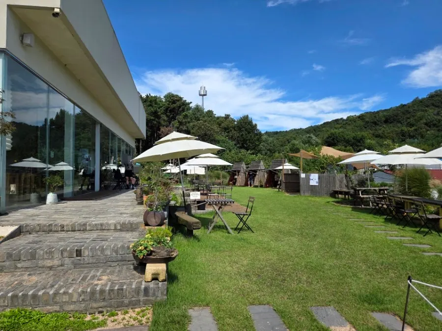 View of Sisup, a large café at Pyeongtaek Lake