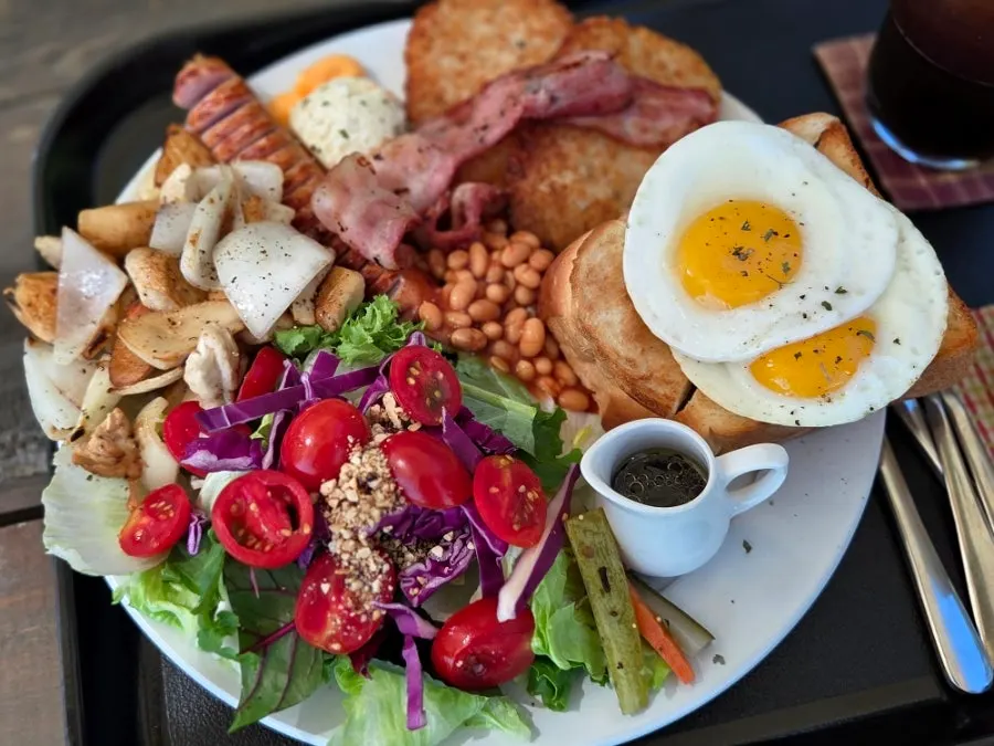 Plate of Sisup brunch on an outdoor table