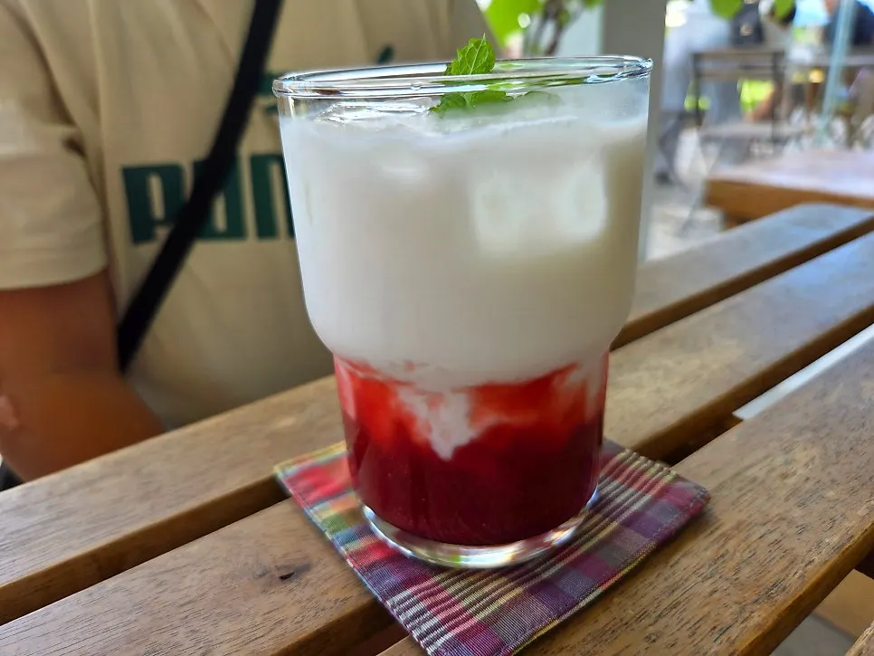 Children’s drinks and dessert at Sisup