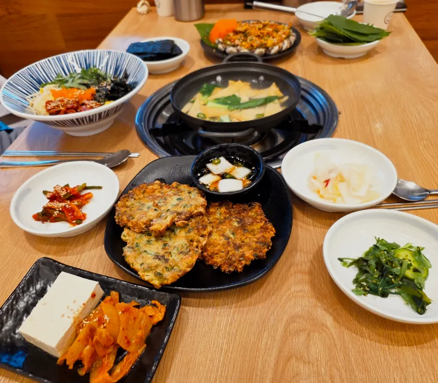불 위에 올려진 기본 어묵탕