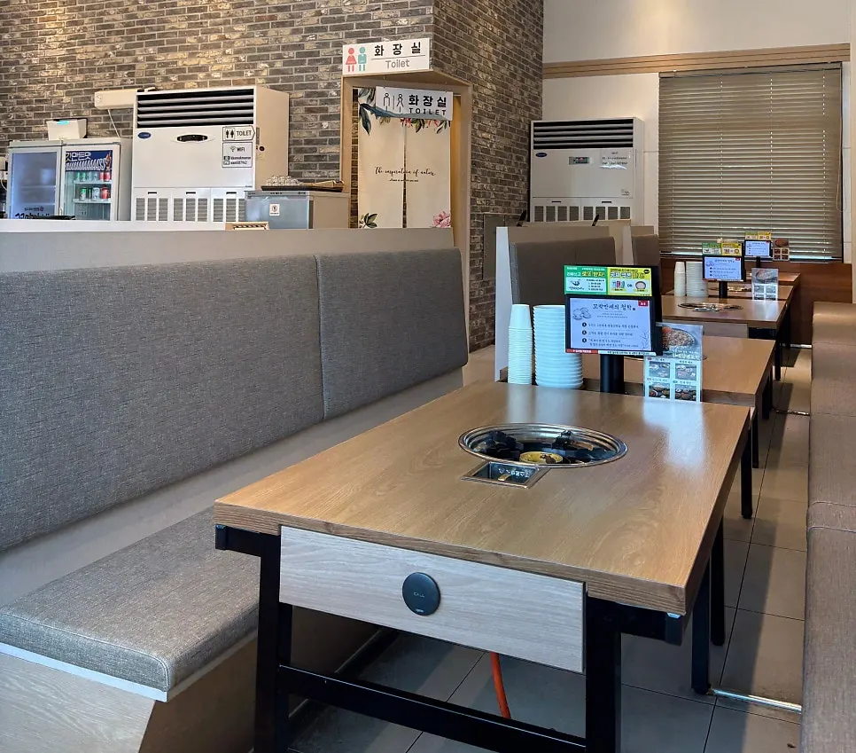 Interior view toward the empty tables