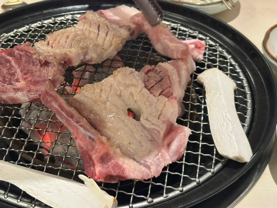 Golden-brown grilled raw galbi