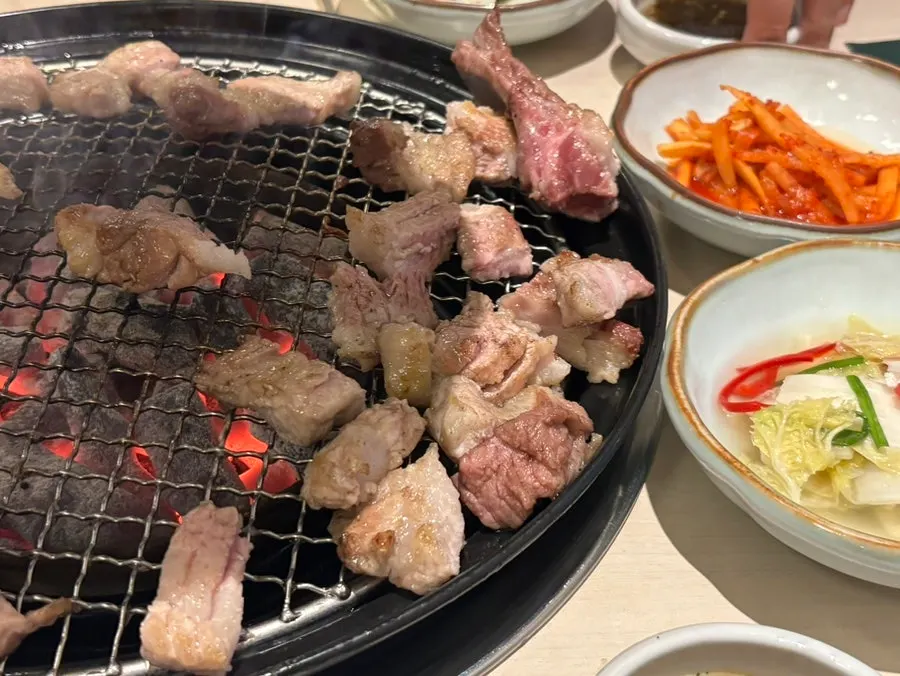 Raw pork galbi cut into bite-sized pieces