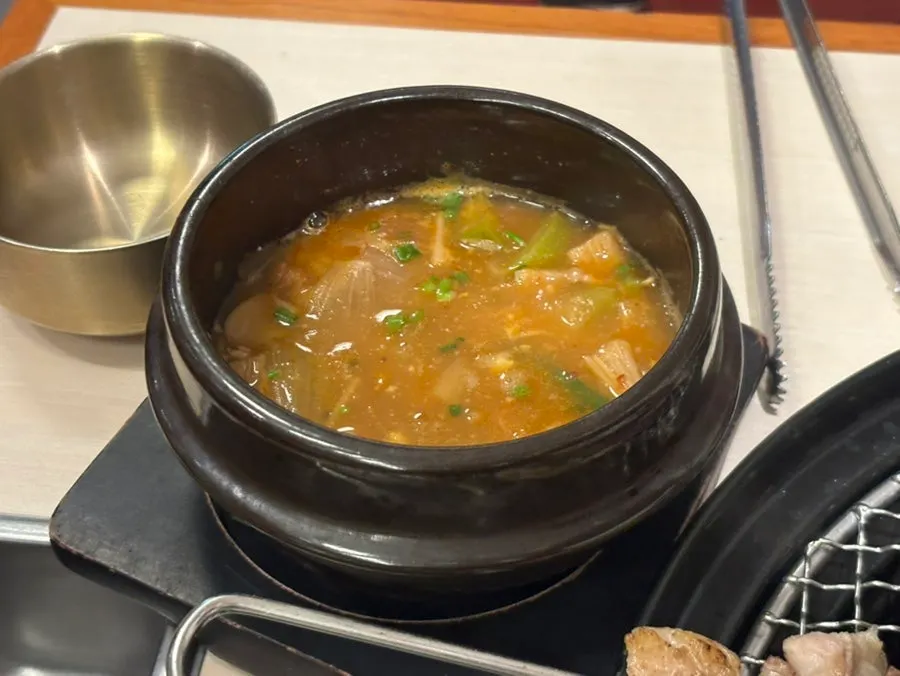 Okryeon Galbi's doenjang stew with meat inside