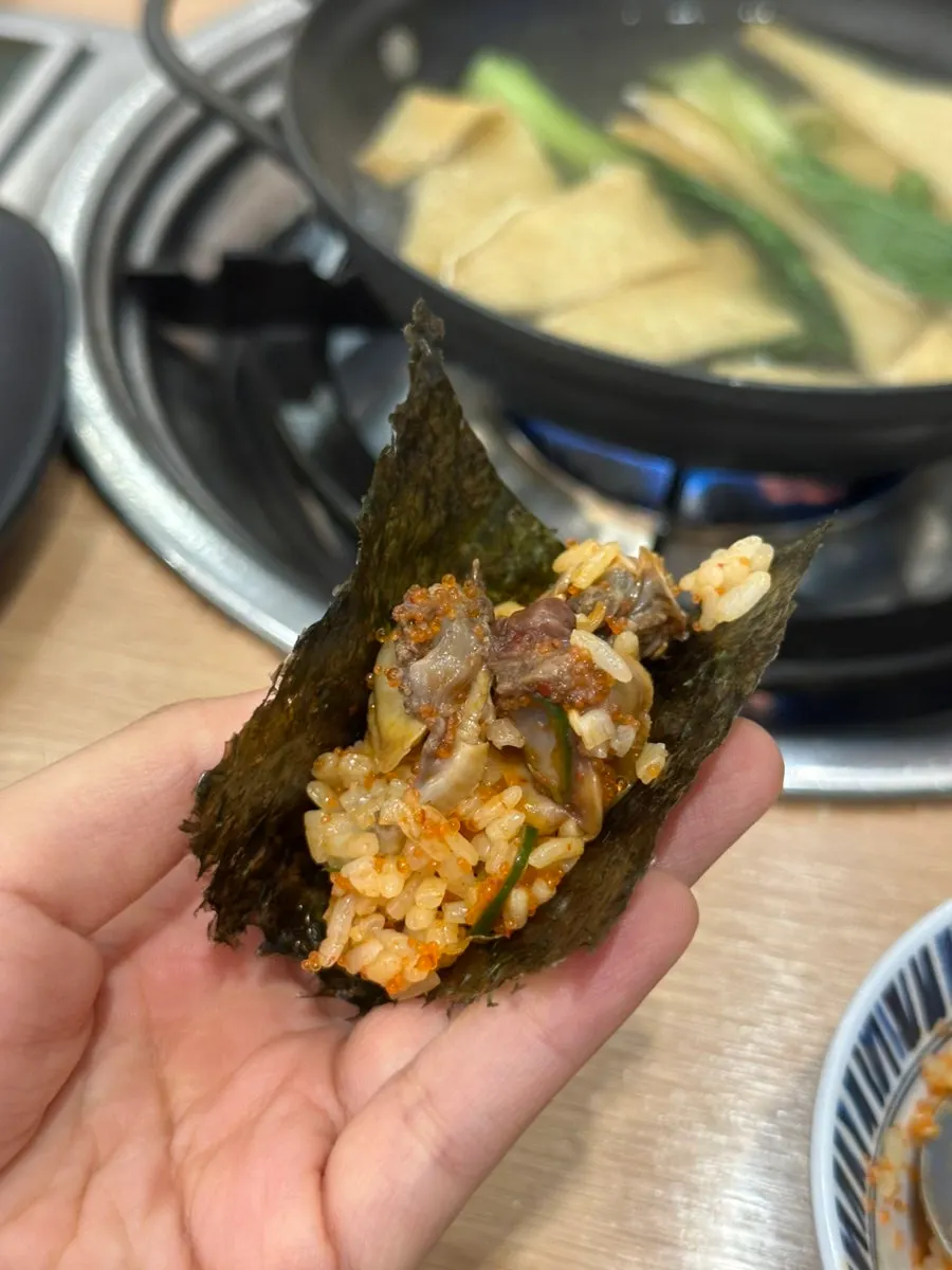 Self-made cockle bibimbap with sesame-oil rice, cockles and flying fish roe