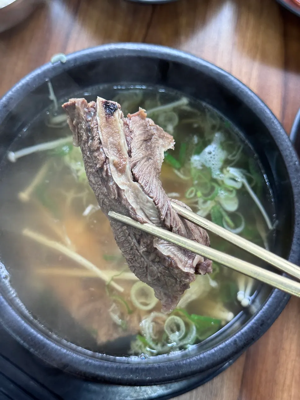 A bowl of Seoul Myeonok's galbitang