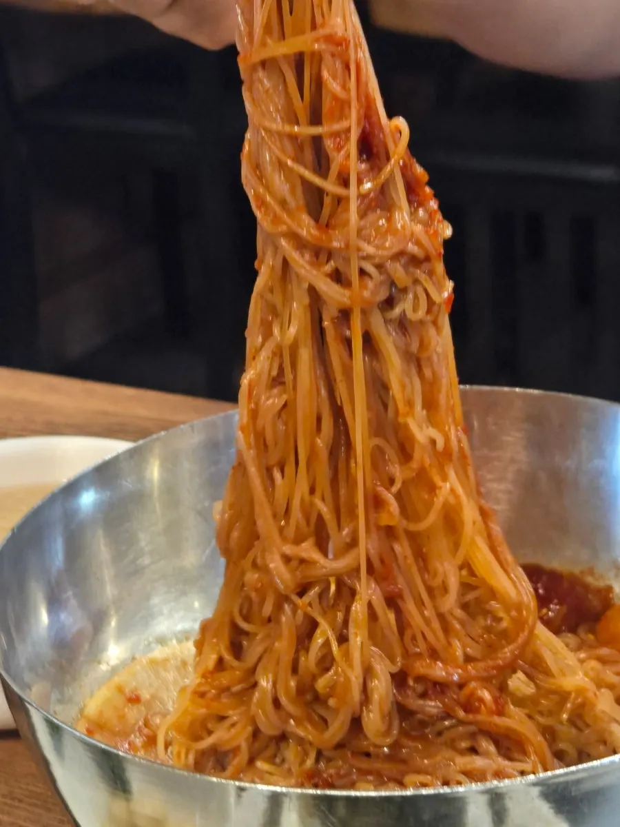 엄마를 위해 주문한 비빔냉면