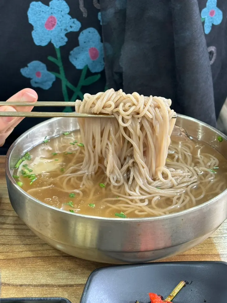 Chewy, thick pyongyang naengmyeon noodles