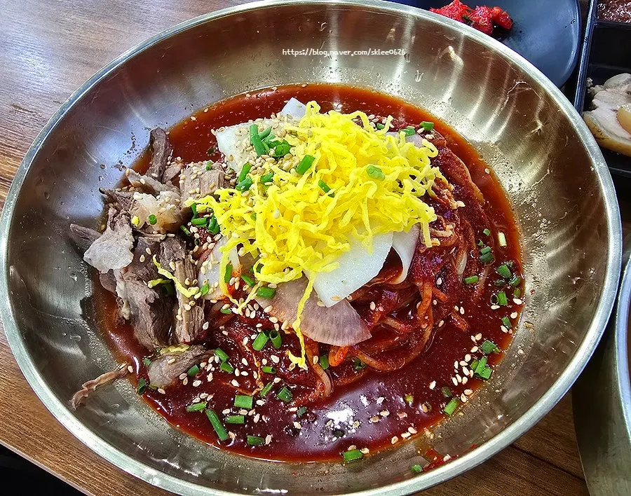 서울면옥 비빔냉면 한 그릇