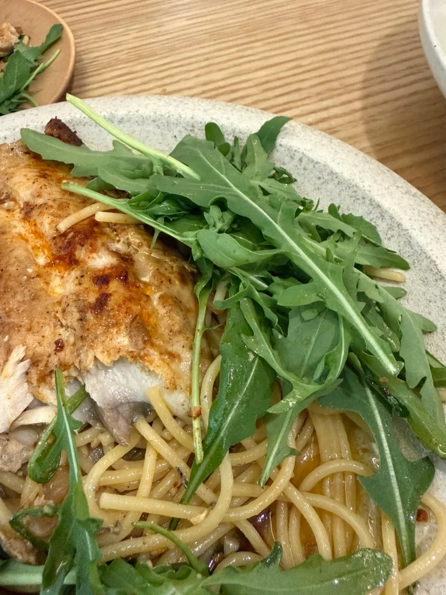 A meal paired with drinks at Pyu Euljiro