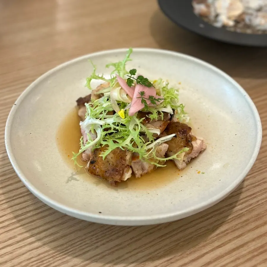 A plate of charcoal-grilled yuzu chicken thigh